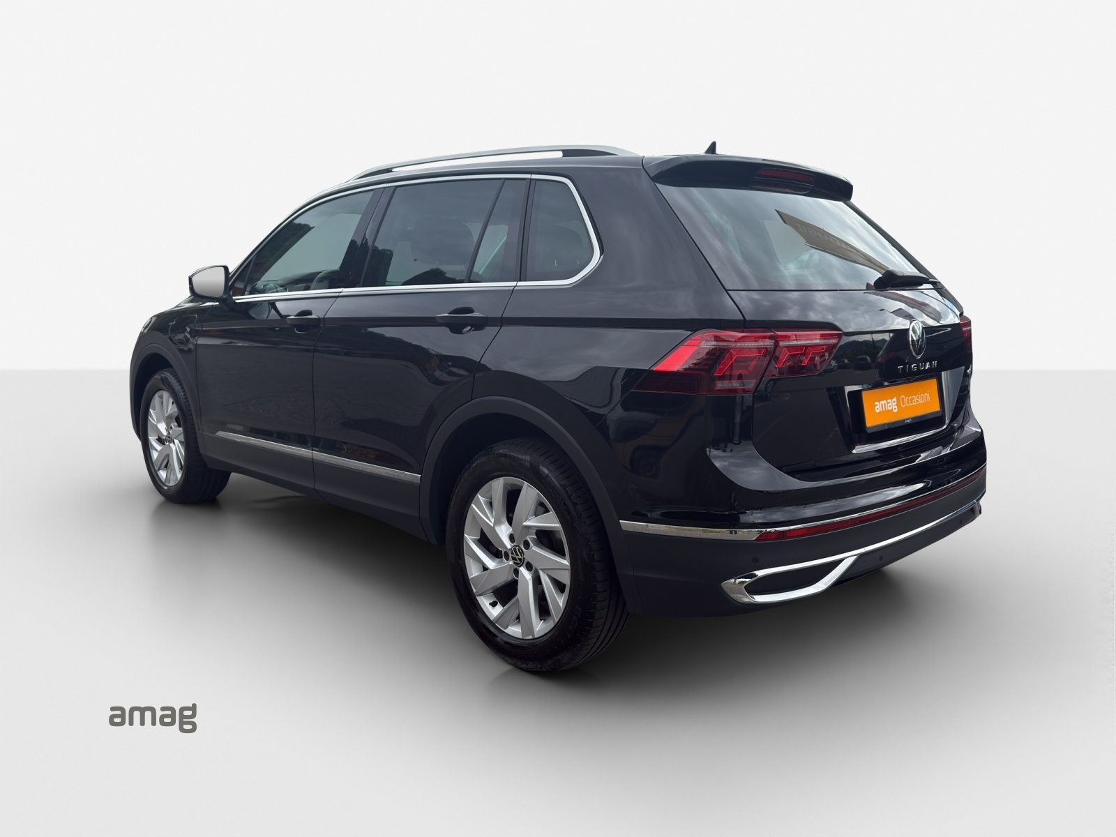VW Tiguan Elegance, Voll-Hybrid Benzin/Elektro, Occasion / Gebraucht, Automatik - 3