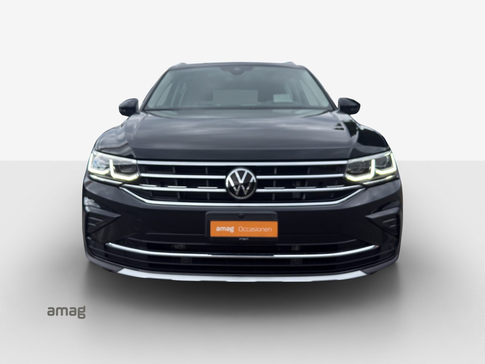 VW Tiguan Elegance, Voll-Hybrid Benzin/Elektro, Occasion / Gebraucht, Automatik - 7