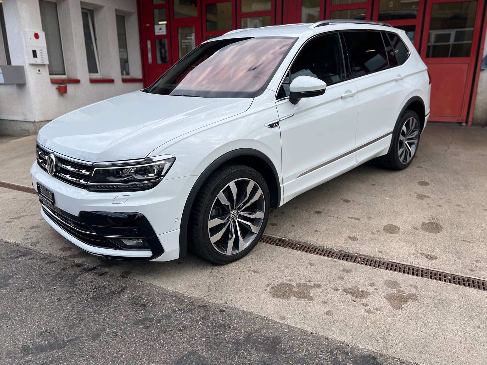 VW Tiguan Allspace 2.0 TDI SCR R-Line 4Motion DSG, Diesel, Occasioni / Usate, Automatico - 3