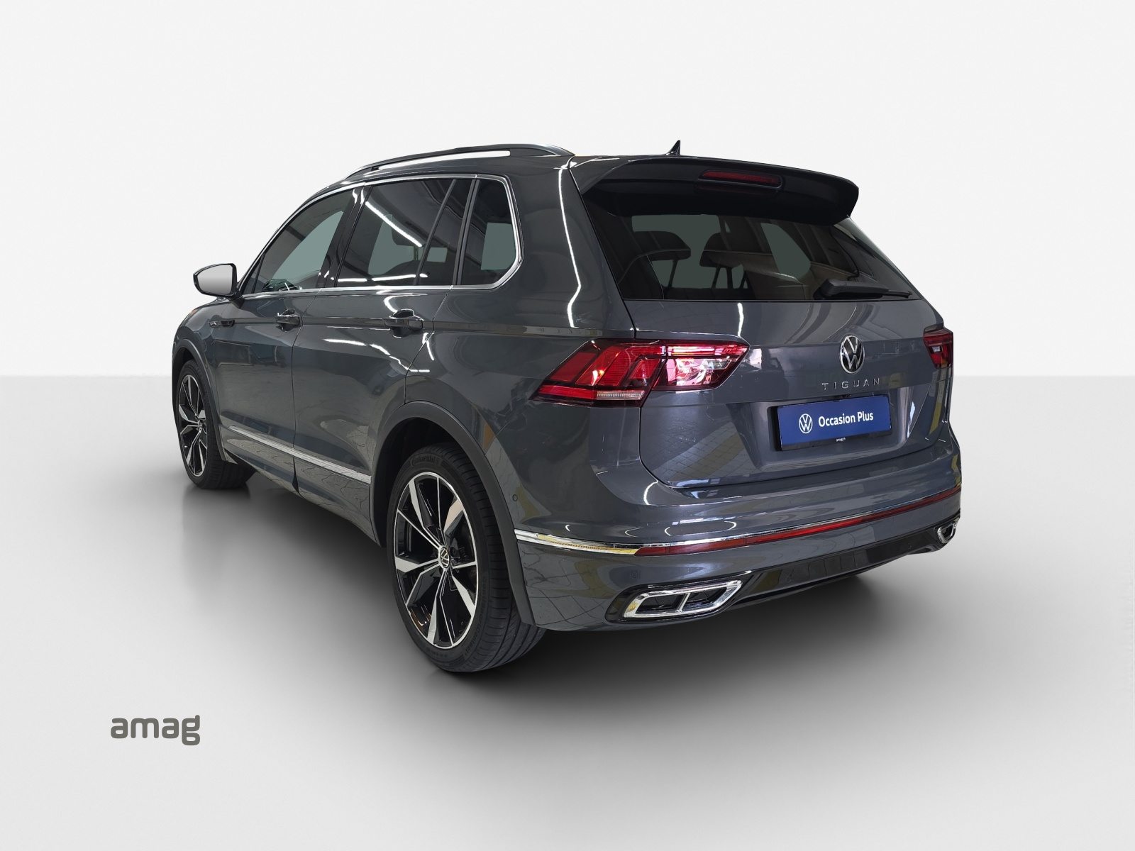 VW Tiguan R-Line, Petrol, Second hand / Used, Automatic - 3