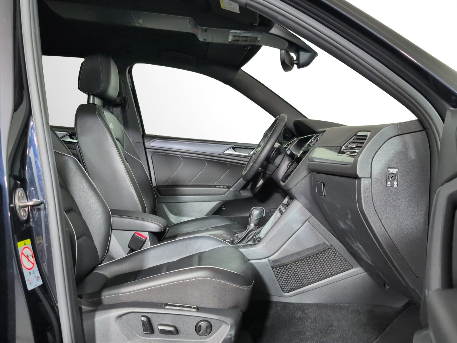 VW Tiguan Allspace Highline, Petrol, Second hand / Used, Automatic - 7