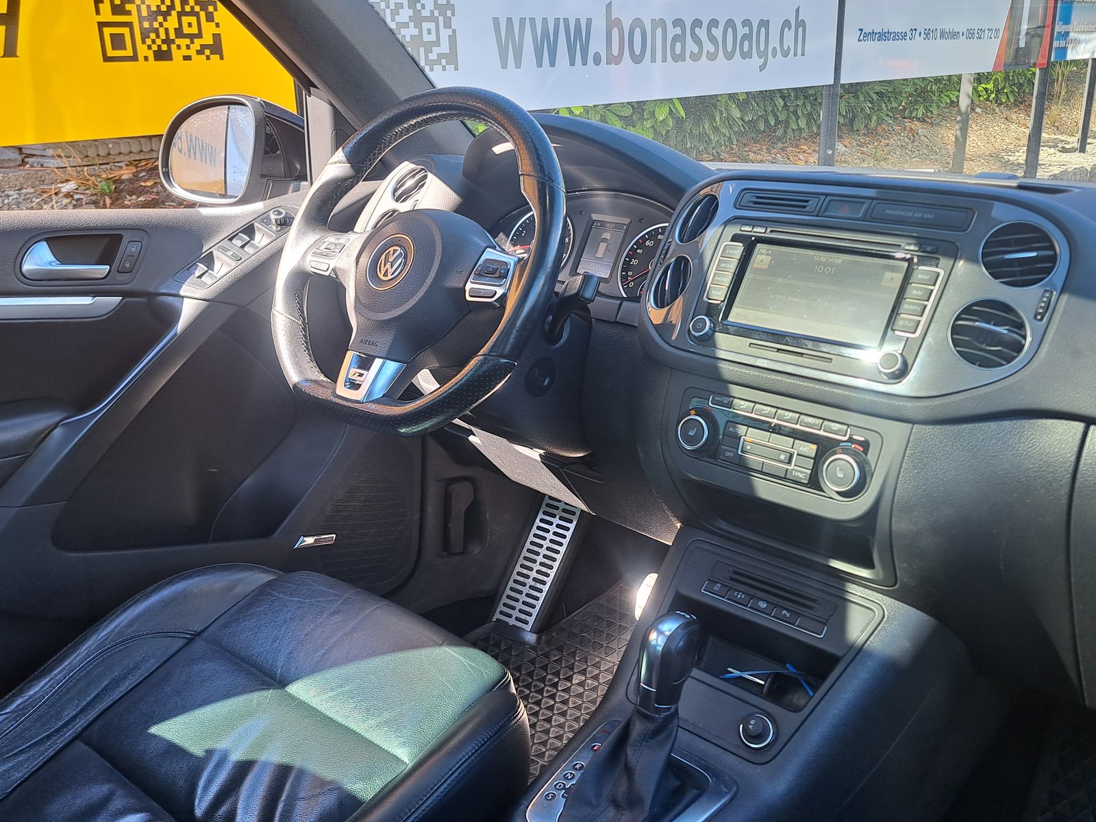 VW Tiguan 2.0 TSI SportStyle 4Motion DSG, Petrol, Second hand / Used, Automatic - 4