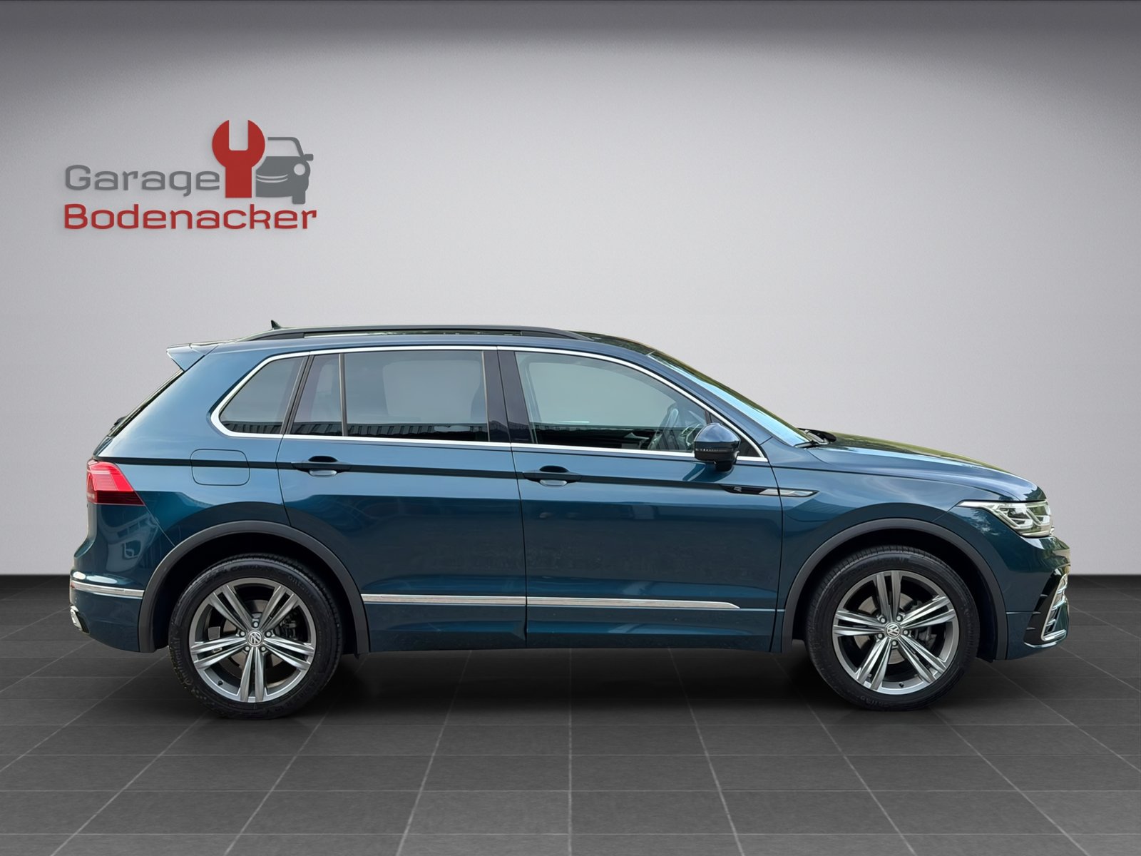 VW Tiguan 2.0 TDI SCR R-Line 4Motion DSG * Facelift * Diesel, Diesel, Second hand / Used, Automatic - 7