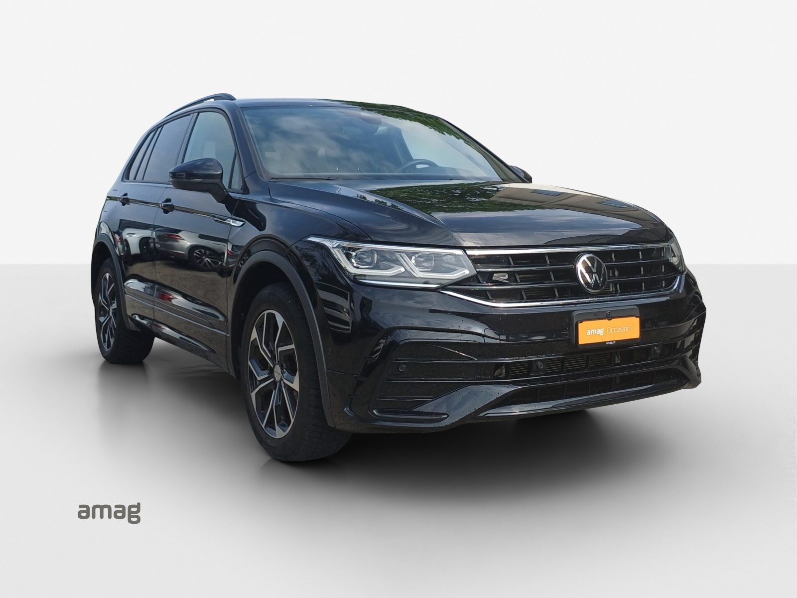VW Tiguan R-Line, Petrol, Second hand / Used, Automatic - 6