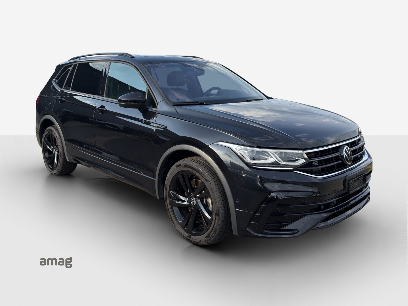VW Tiguan Allspace PA R-Line, Benzin, Occasion / Gebraucht, Automatik - 6