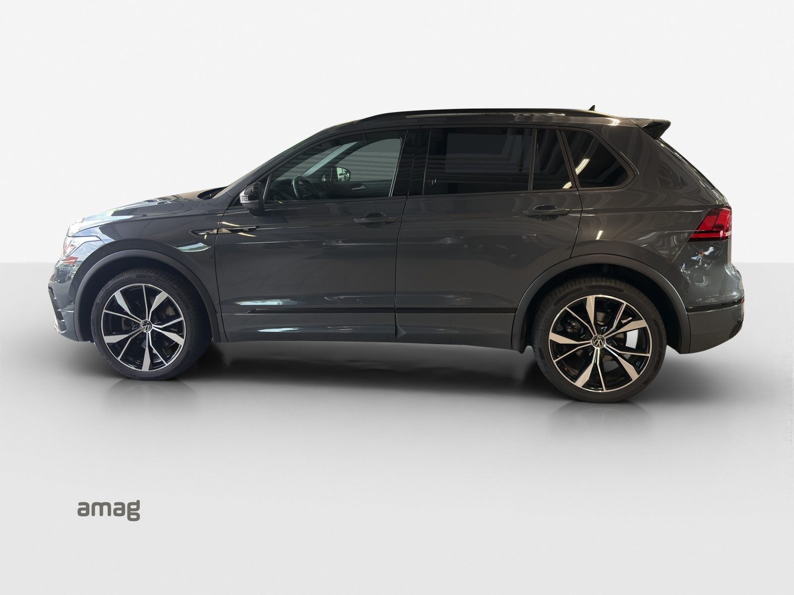 VW Tiguan R-Line, Benzin, Occasion / Gebraucht, Automatik - 2