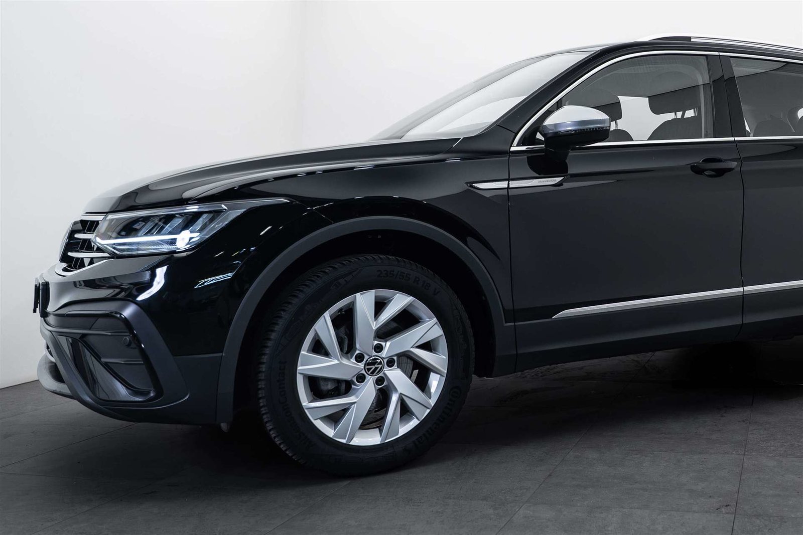 VW Tiguan Allspace 1.5 TSI Life DSG 7-Plätzer, Benzina, Occasioni / Usate, Automatico - 2