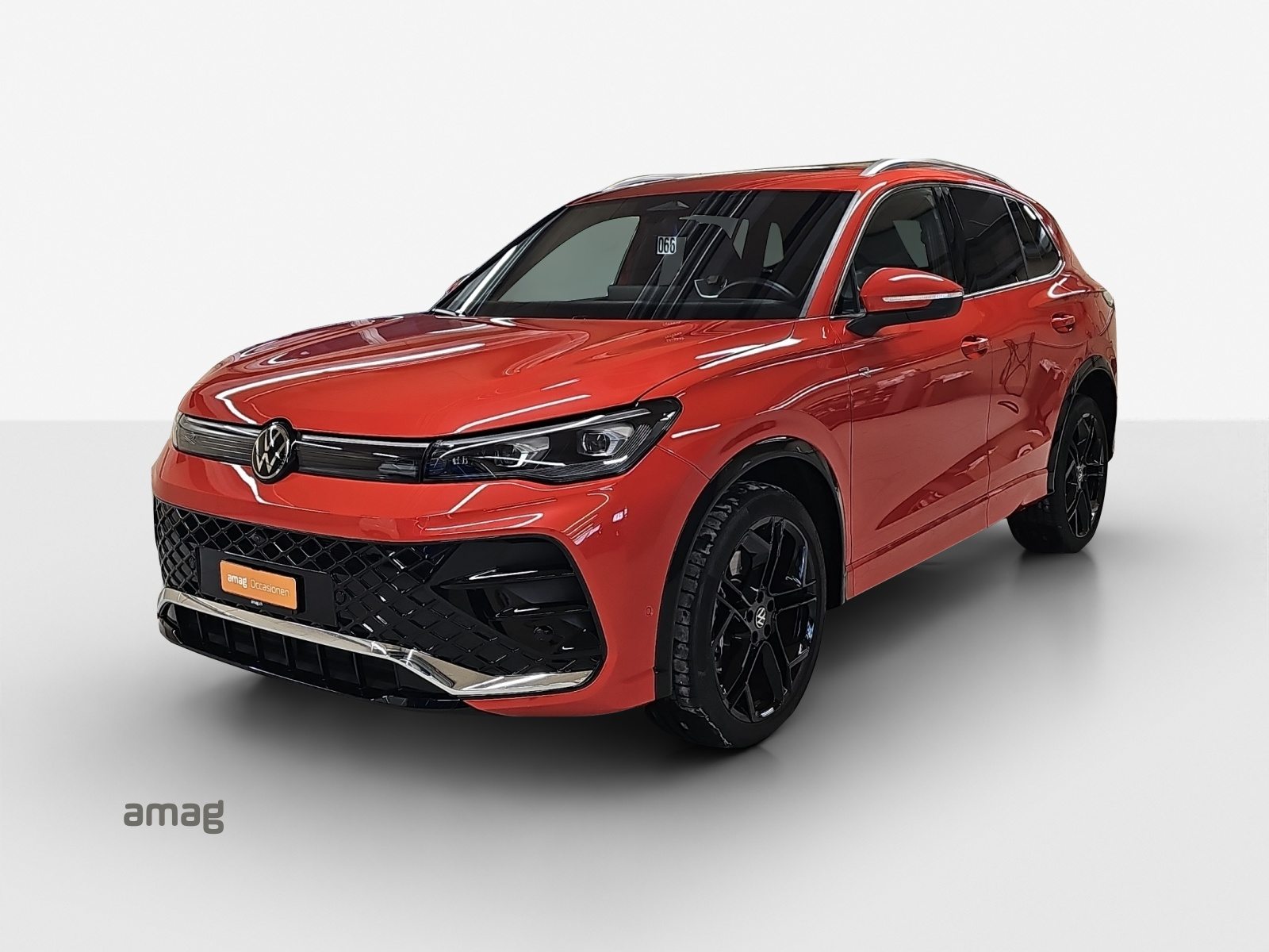 VW Tiguan R-Line