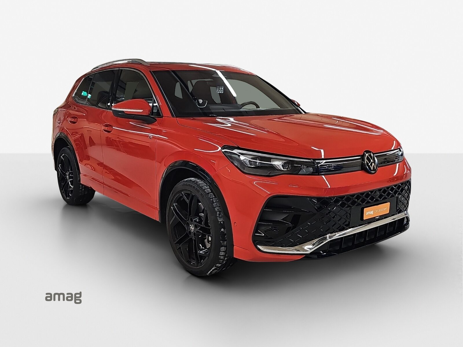VW Tiguan R-Line, Essence, Occasion / Utilisé, Automatique - 6