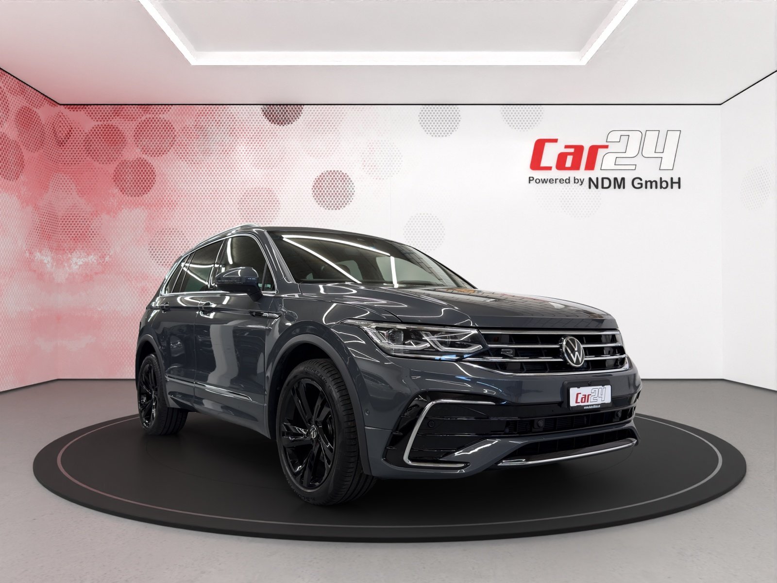 VW Tiguan 2.0 TDI SCR R-Line 4Motion DSG, Diesel, Occasion / Gebraucht, Automatik - 3