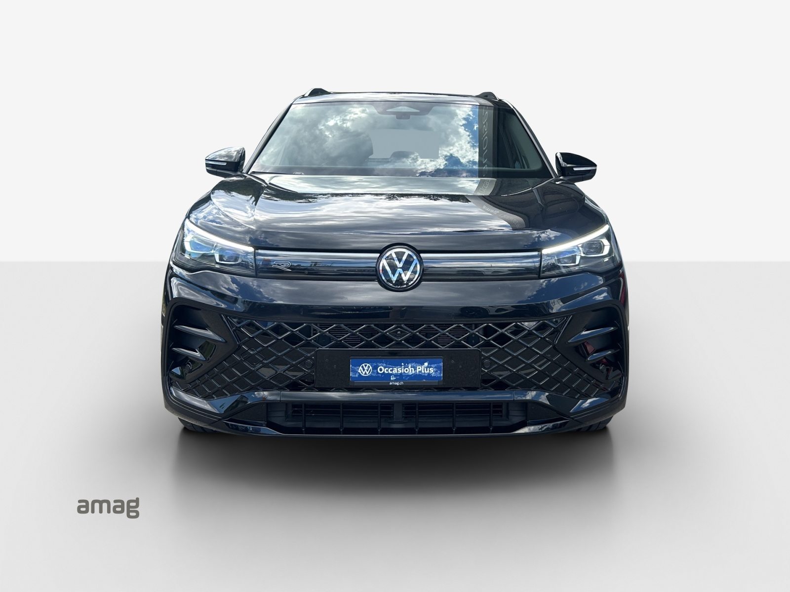 VW Tiguan Elegance, Benzin, Occasion / Gebraucht, Automatik - 7