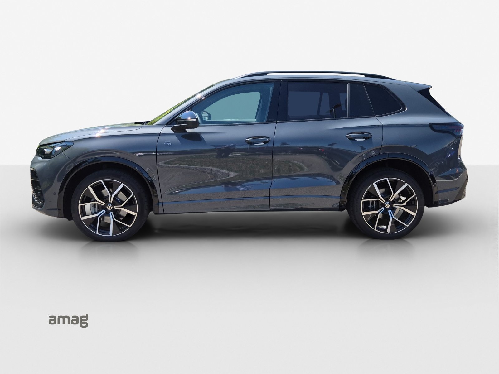 VW Tiguan R-Line, Benzin, Occasion / Gebraucht, Automatik - 2