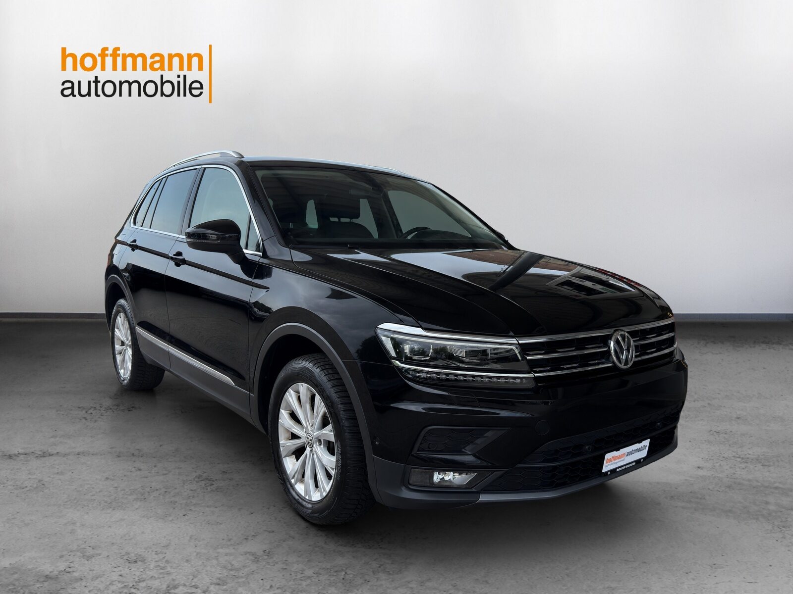 VW Tiguan Comfortline, Petrol, Second hand / Used, Automatic - 3