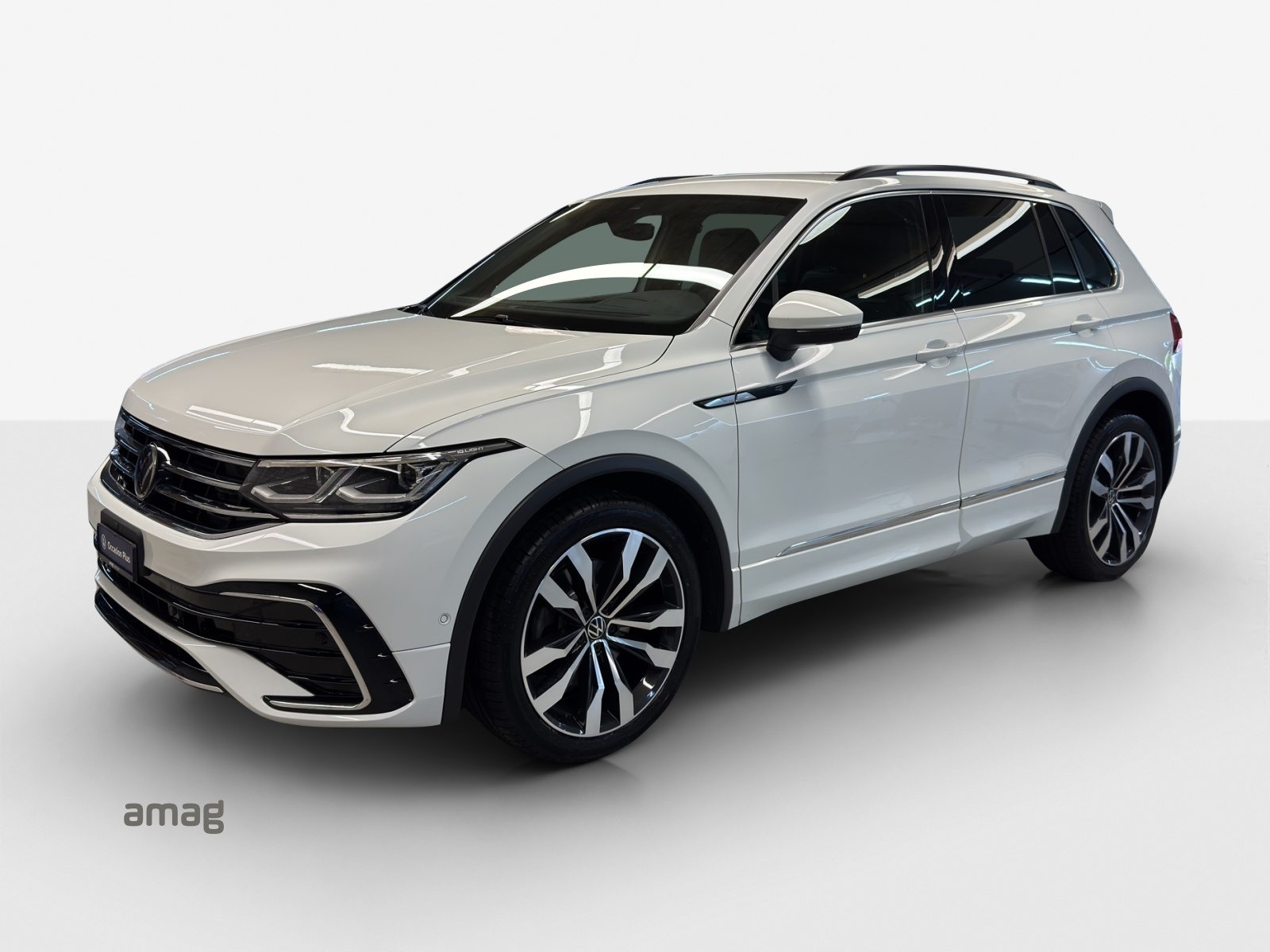VW Tiguan R-Line SELECTION