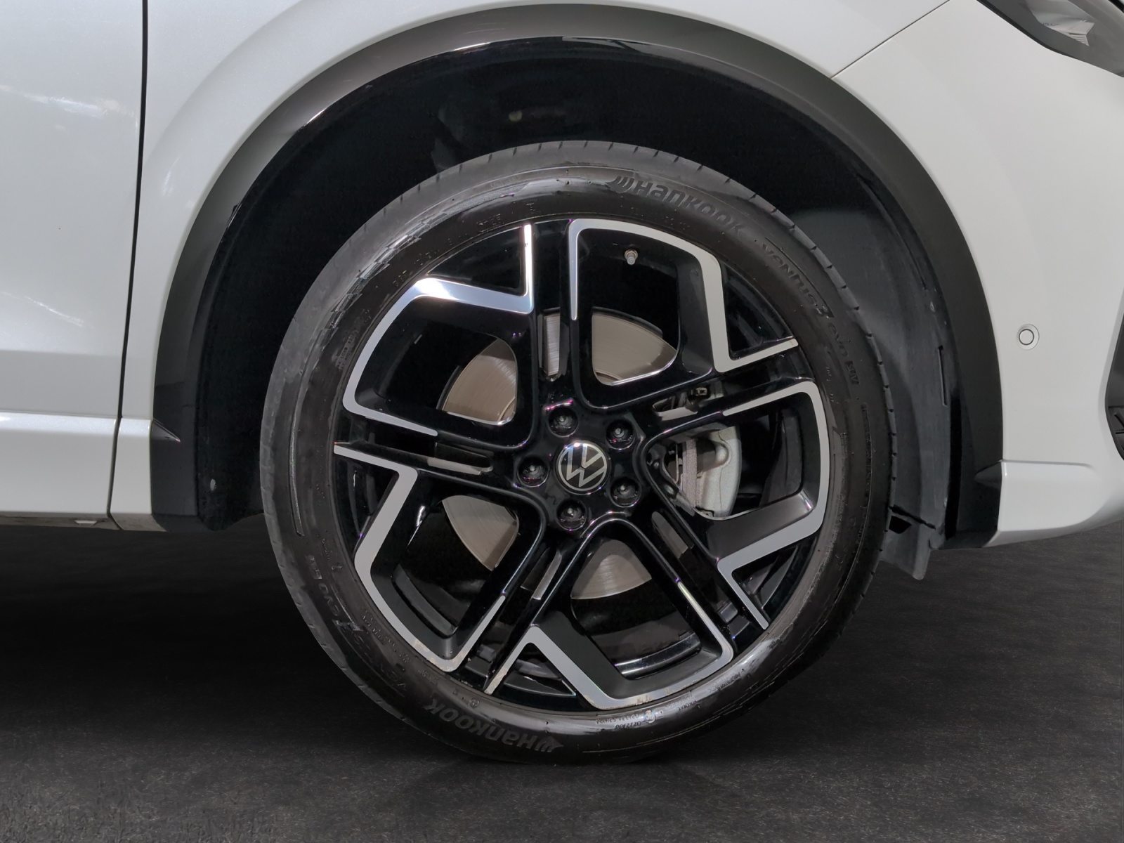 VW Tiguan R-Line, Diesel, Occasion / Gebraucht, Automatik - 5