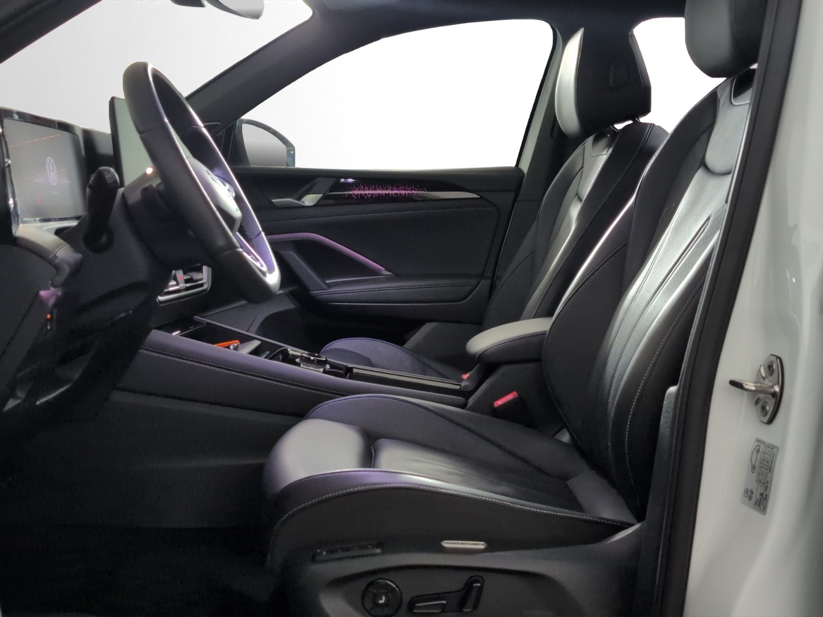 VW Tiguan R-Line, Diesel, Occasion / Gebraucht, Automatik - 6