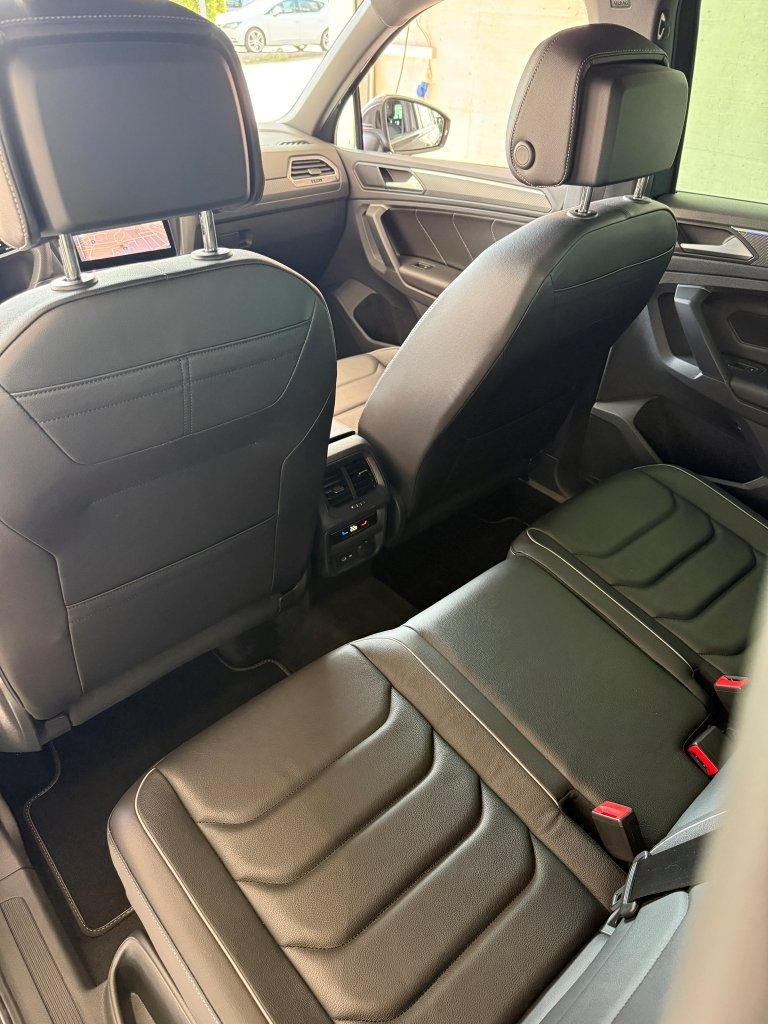 VW Tiguan R-Line, Essence, Occasion / Utilisé, Automatique - 6
