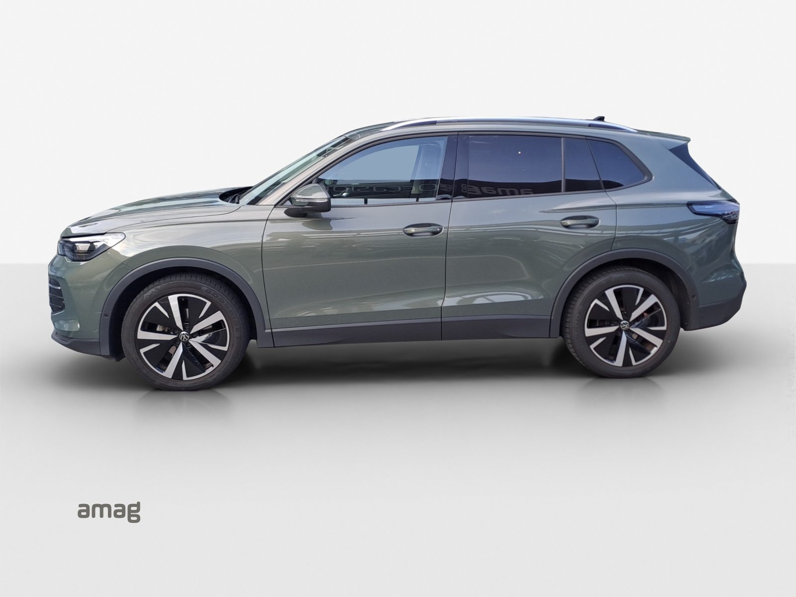 VW Tiguan UNITED, Essence, Occasion / Utilisé, Automatique - 2