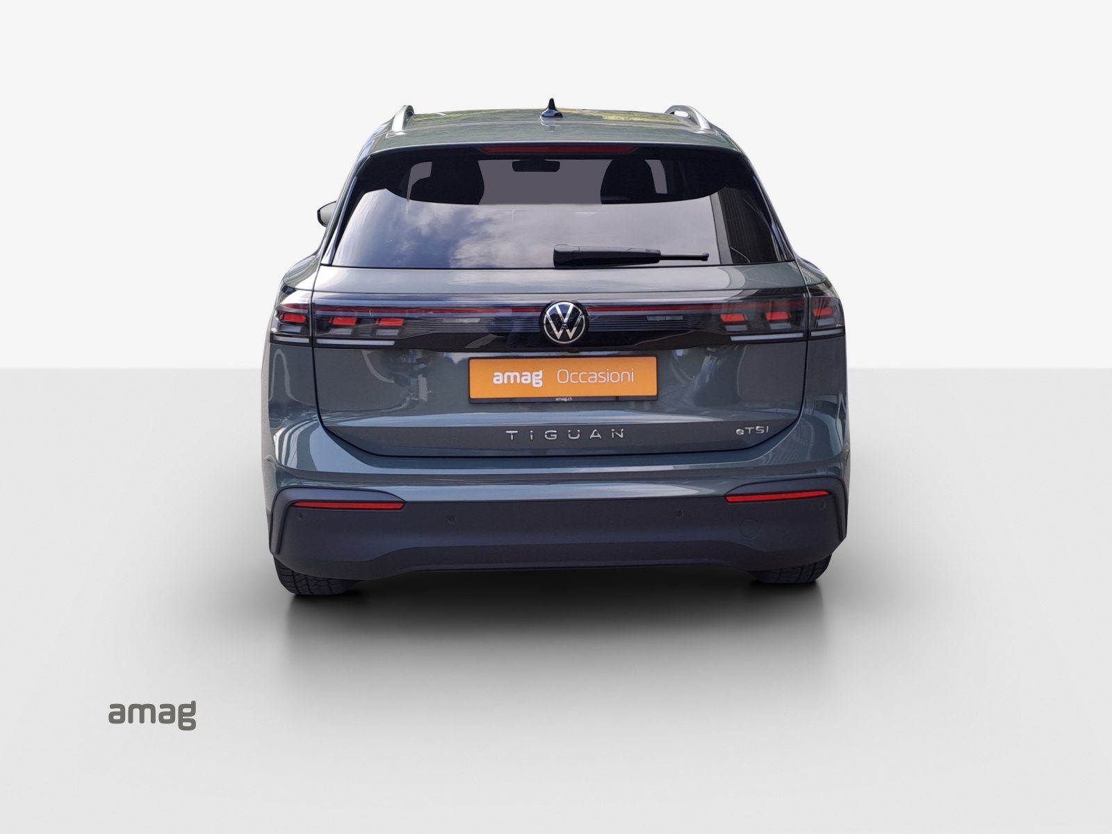 VW Tiguan UNITED, Essence, Occasion / Utilisé, Automatique - 4