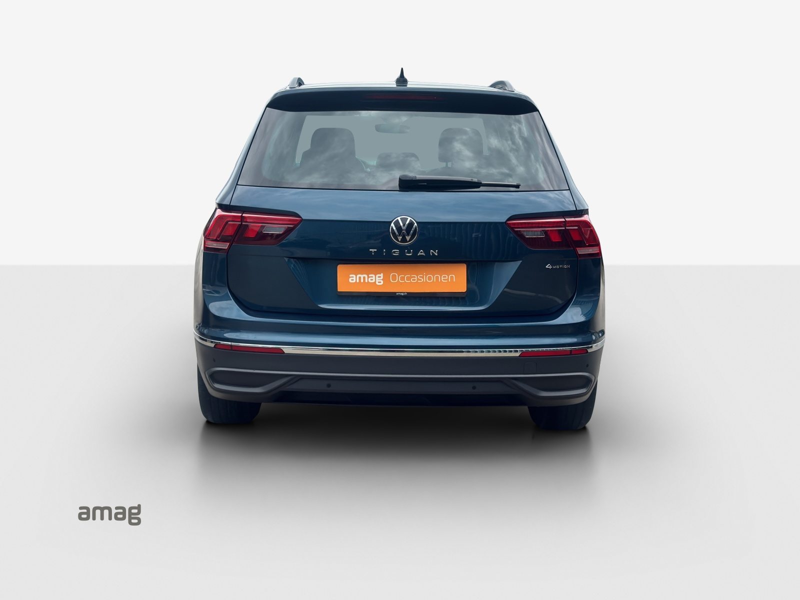 VW Tiguan Life, Diesel, Second hand / Used, Automatic - 4