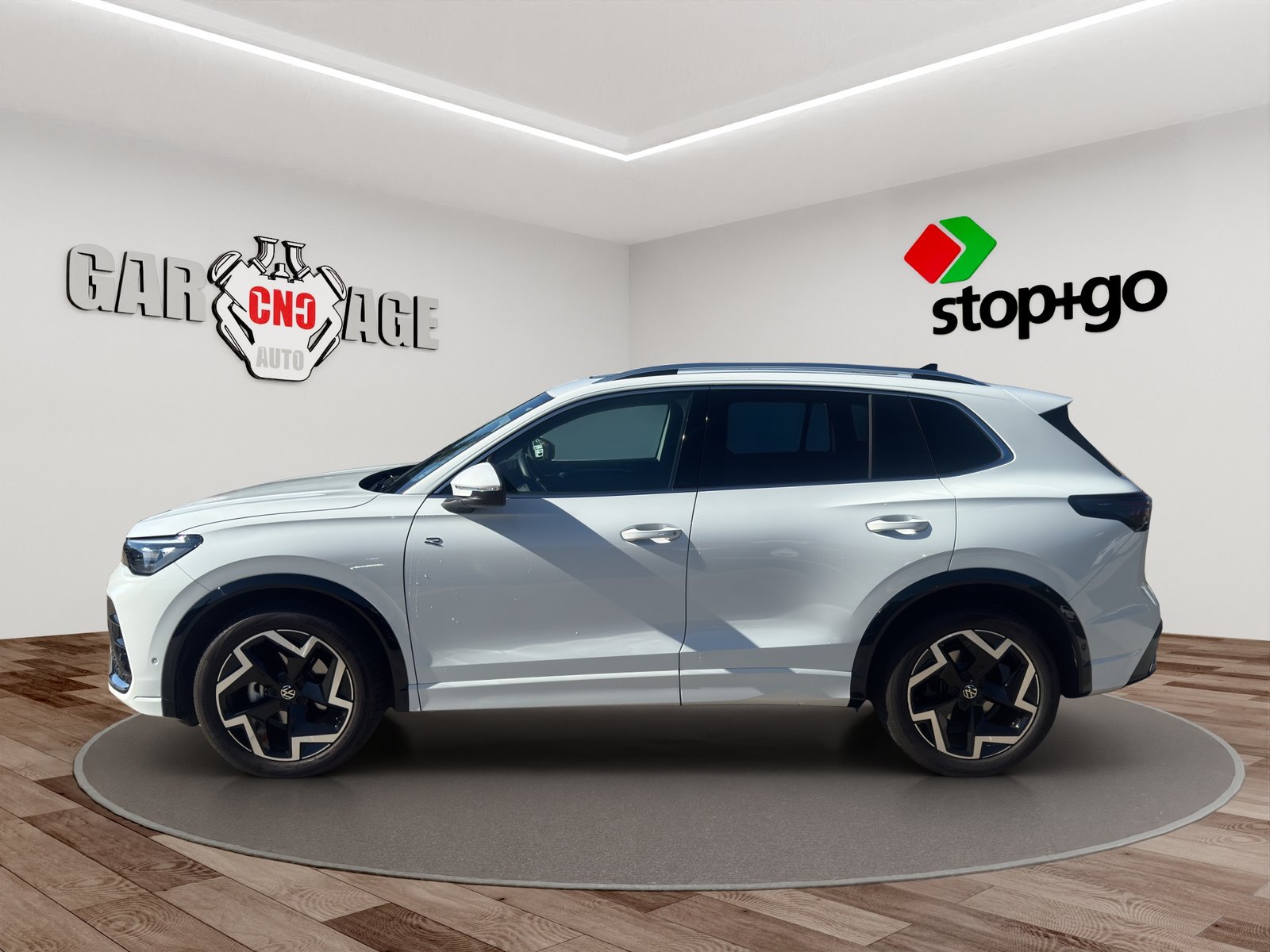 VW Tiguan 1.5 TSI evo2 mHEV R-Line DSG, Mild-Hybrid Benzin/Elektro, Occasion / Gebraucht, Automatik - 3