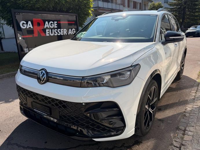 VW Tiguan 2.0 TDI DSG 4MOTION R-LINE *** PANORAMAGLASDACH 3, Benzin, Occasion / Gebraucht, Automatik