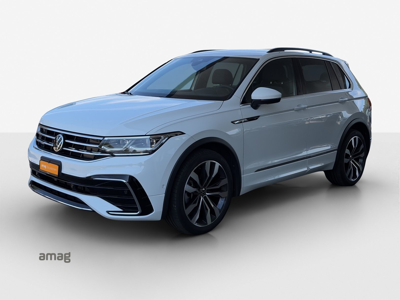 VW Tiguan R-Line