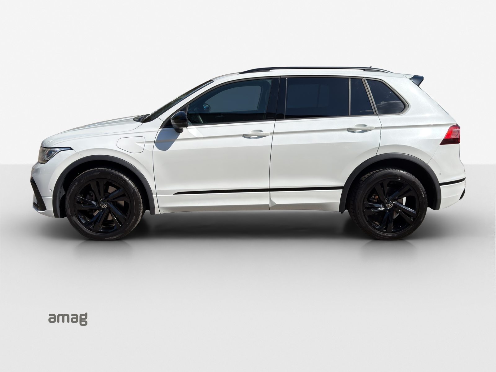 VW Tiguan R-Line SELECTION PHEV, Hybride Intégral Essence/Électricité, Occasion / Utilisé, Automatique - 3