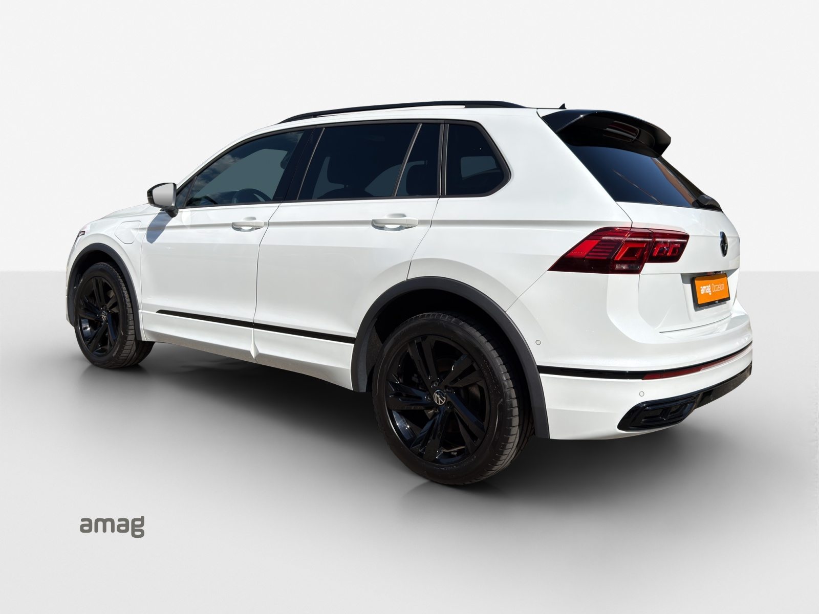 VW Tiguan R-Line SELECTION PHEV, Hybride Intégral Essence/Électricité, Occasion / Utilisé, Automatique - 4
