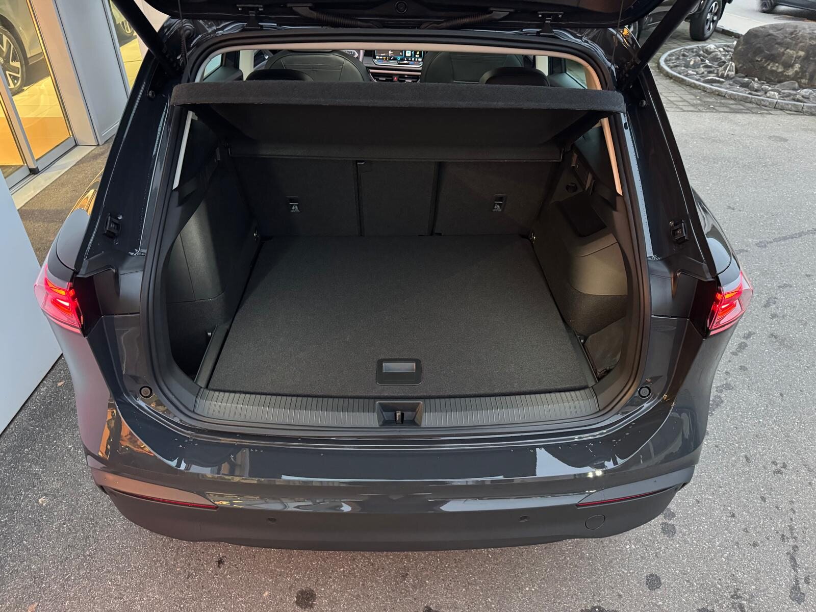VW Tiguan Life, Hybride Integrale Benzina/Elettrica, Occasioni / Usate, Automatico - 6
