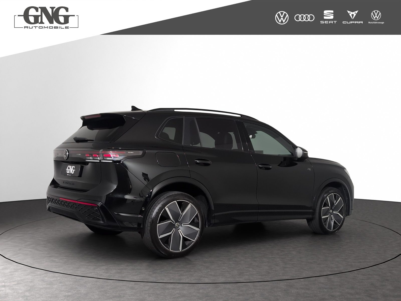 VW Tiguan R-Line UNITED, Benzina, Occasioni / Usate, Automatico - 3