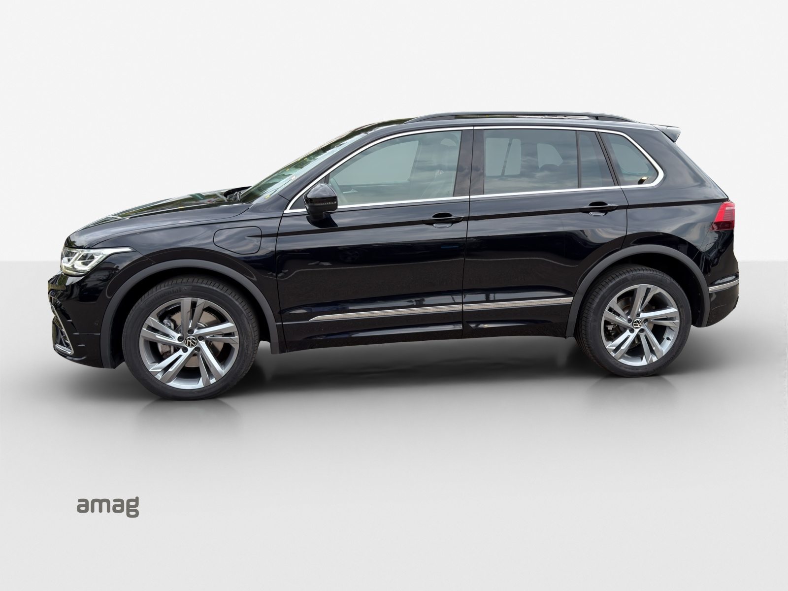 VW Tiguan R-Line SELECTION PHEV, Hybride Intégral Essence/Électricité, Occasion / Utilisé, Automatique - 2