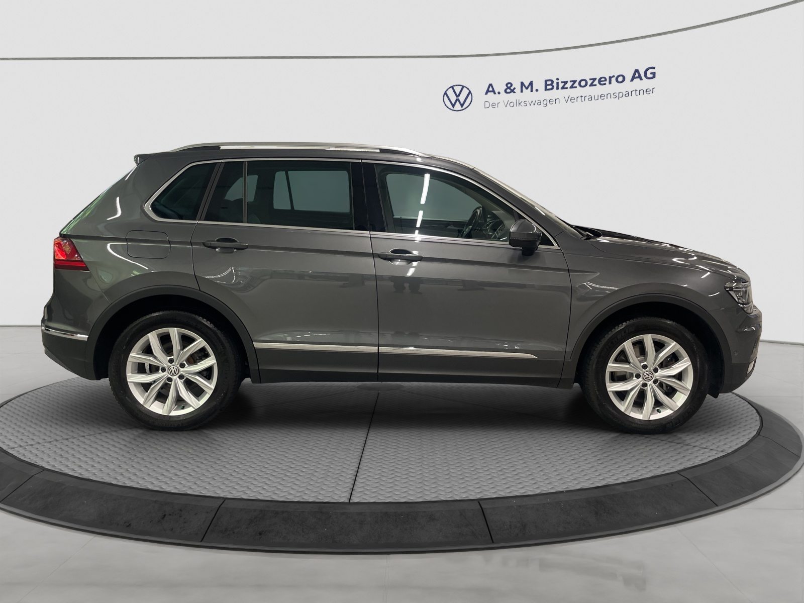 VW Tiguan Highline, Benzina, Occasioni / Usate, Automatico - 6