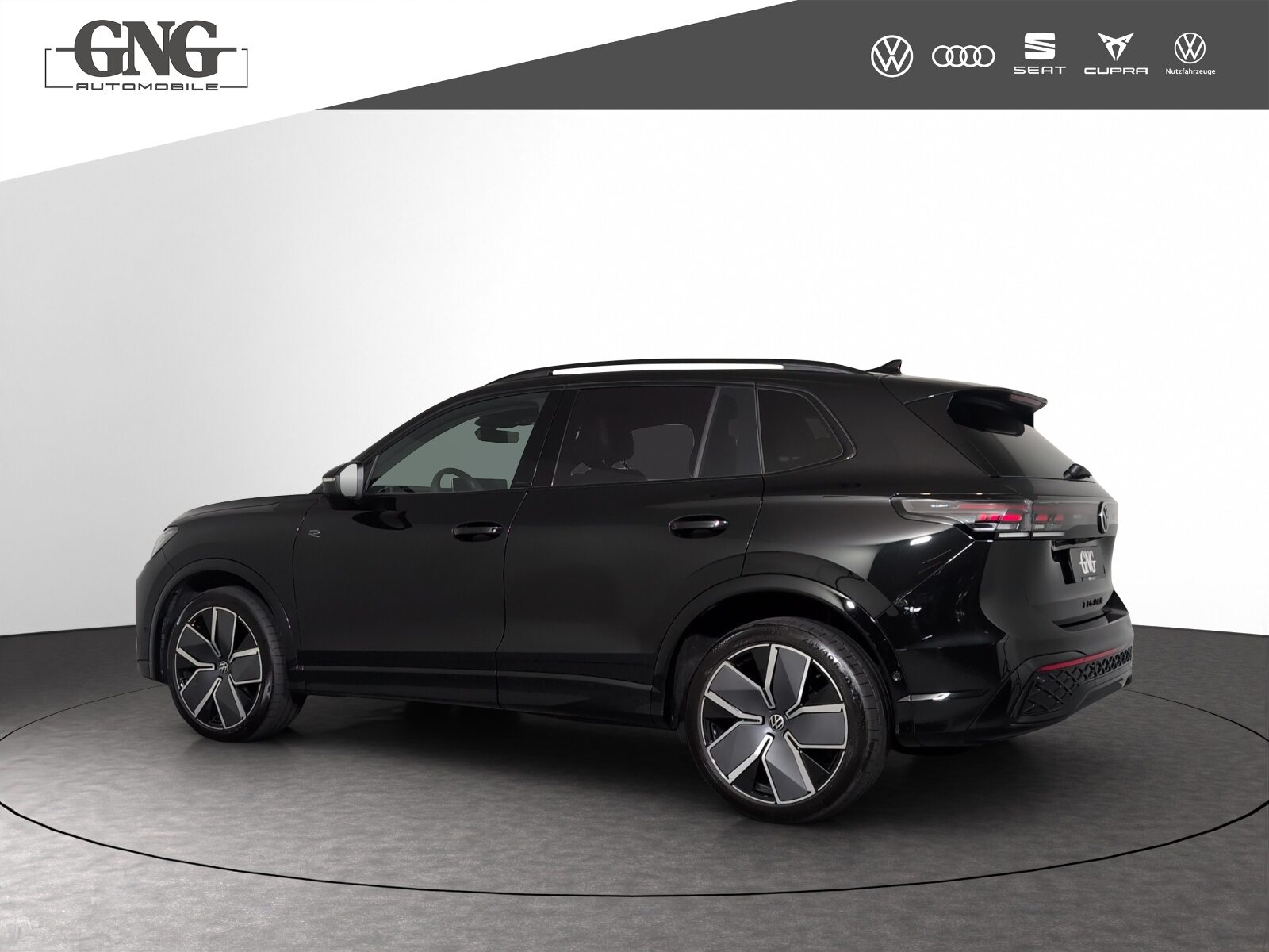 VW Tiguan R-Line UNITED, Essence, Occasion / Utilisé, Automatique - 2