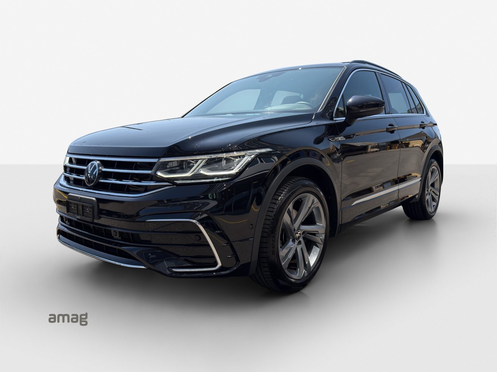 VW Tiguan R-Line