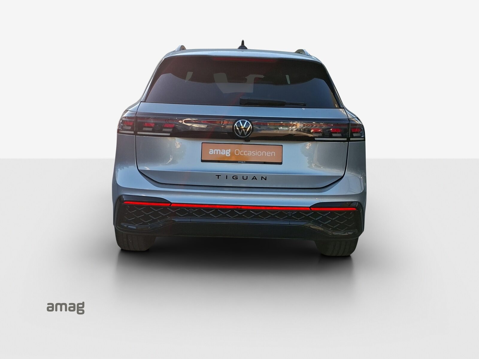 VW Tiguan R-Line, Essence, Occasion / Utilisé, Automatique - 4