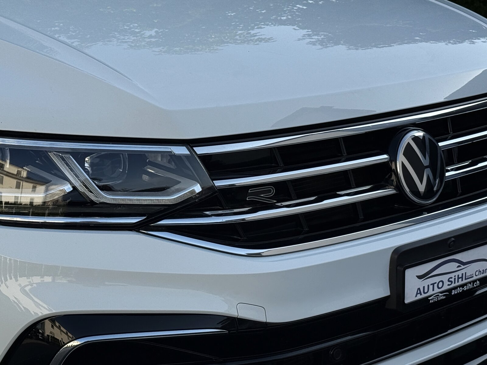 VW Tiguan 2.0 TDI SCR R-Line 4Motion DSG mit AHK / Neues Mod, Diesel, Occasion / Gebraucht, Automatik - 7