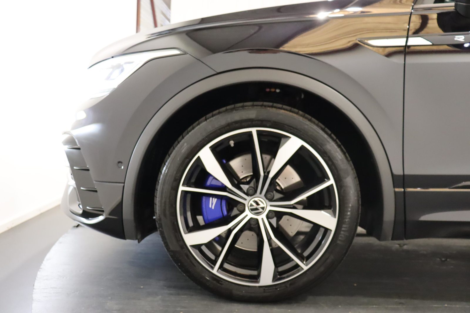 VW Tiguan 2.0 TSI R DSG, Essence, Occasion / Utilisé, Automatique - 6