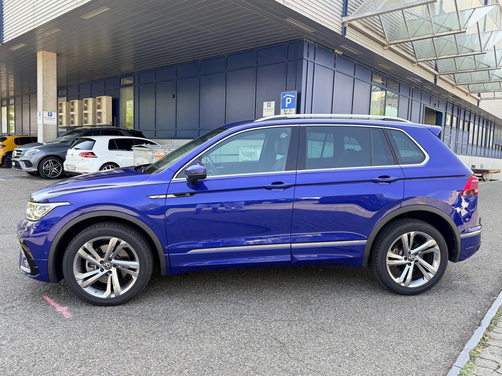 VW Tiguan 2.0TSI R-Line 4Motion DSG, Petrol, Second hand / Used, Automatic - 6