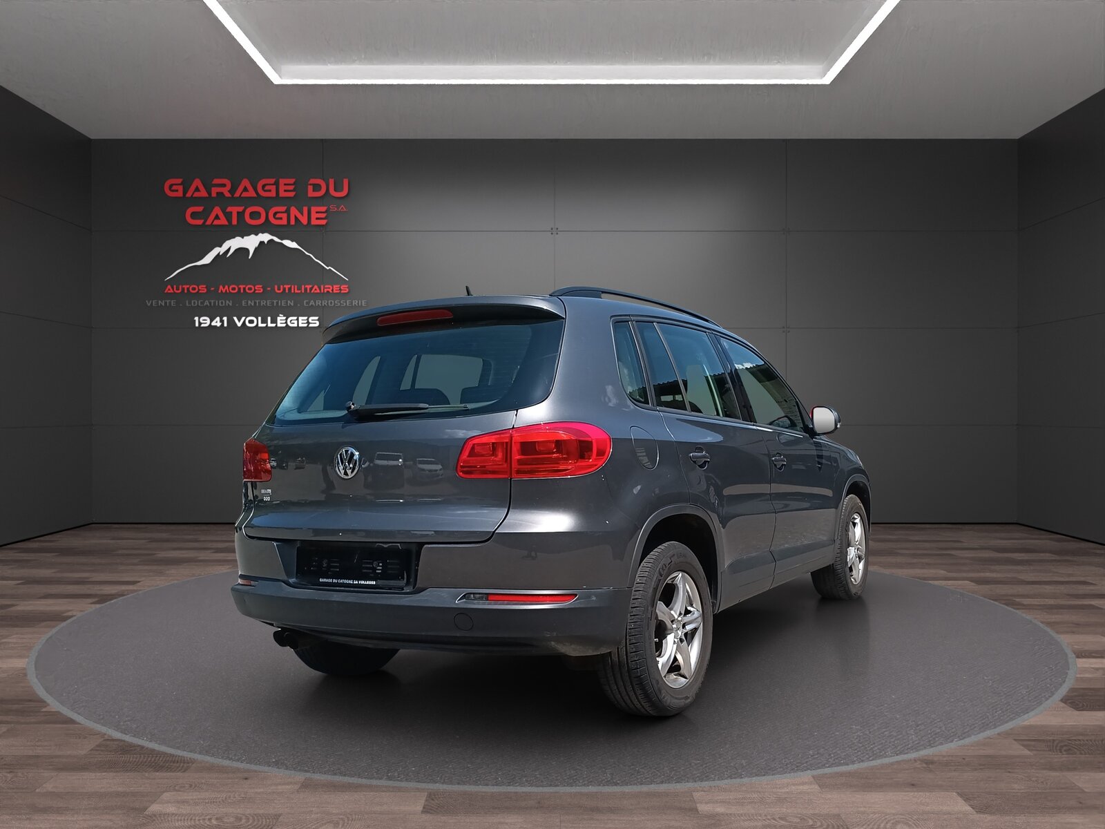 VW Tiguan 2.0 TDI BlueMotion TrackField 4Motion, Diesel, Occasion / Gebraucht, Handschaltung - 7