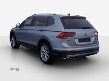 VW Tiguan Allspace Highline, Petrol, Second hand / Used, Automatic - 3