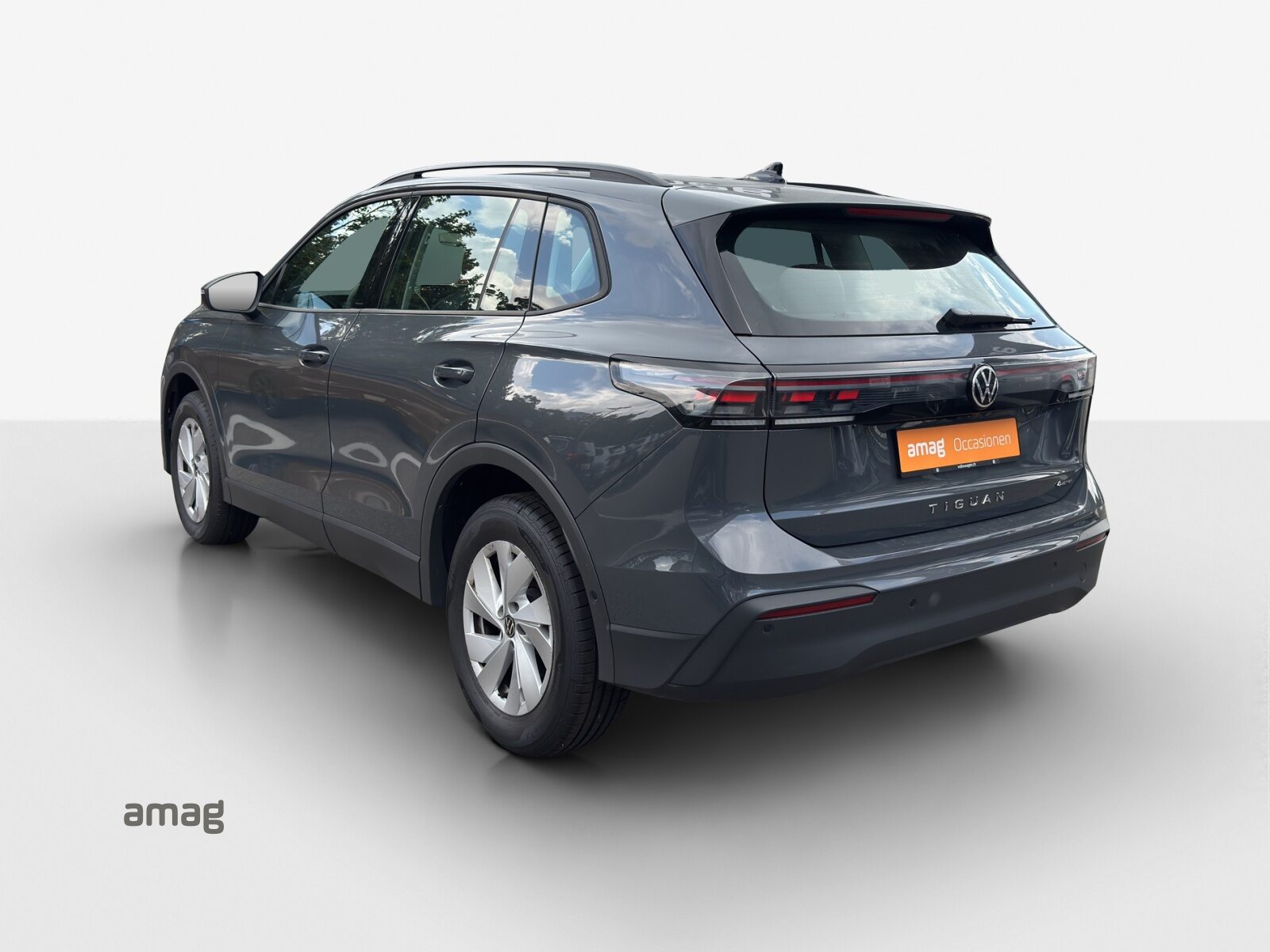 VW Tiguan Life, Benzina, Occasioni / Usate, Automatico - 3