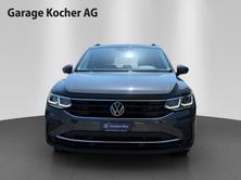VW Tiguan Life, Petrol, Second hand / Used, Automatic - 2