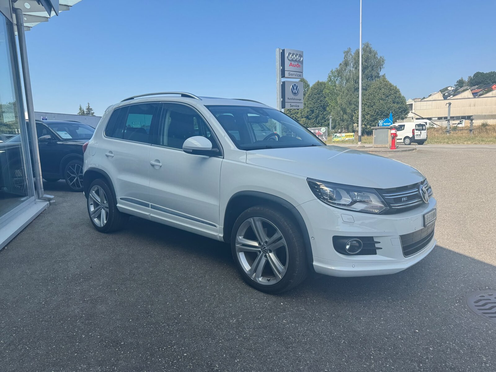 VW Tiguan 2.0 TDI BlueMotion SportStyle 4Motion DSG R-Line 4, Diesel, Second hand / Used, Automatic - 5