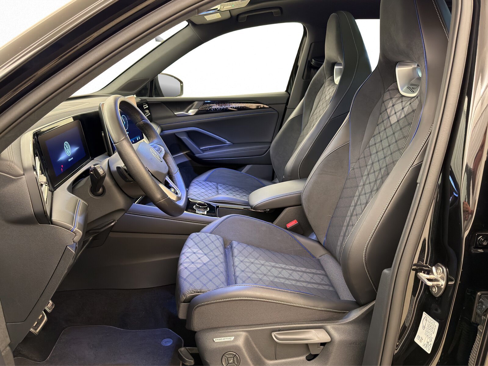 VW Tiguan 2.0 TSI R-Line DSG 4 motion, Essence, Occasion / Utilisé, Automatique - 6