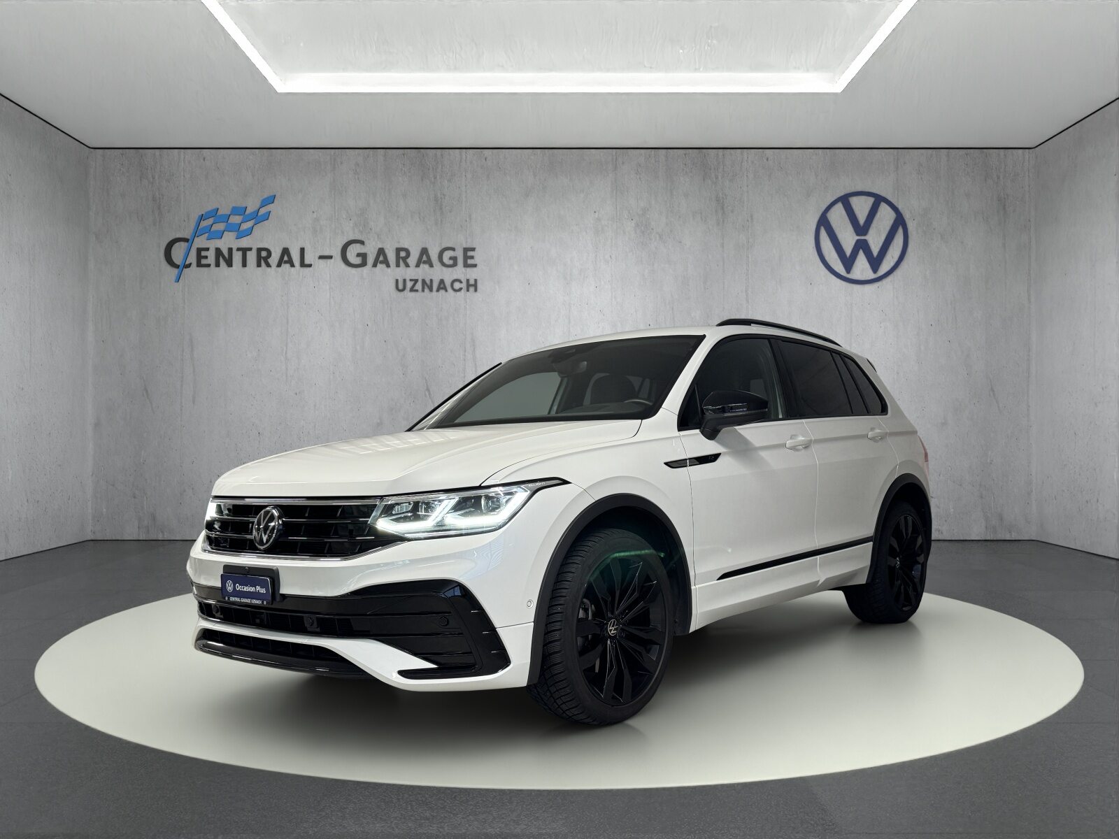 VW Tiguan R-Line