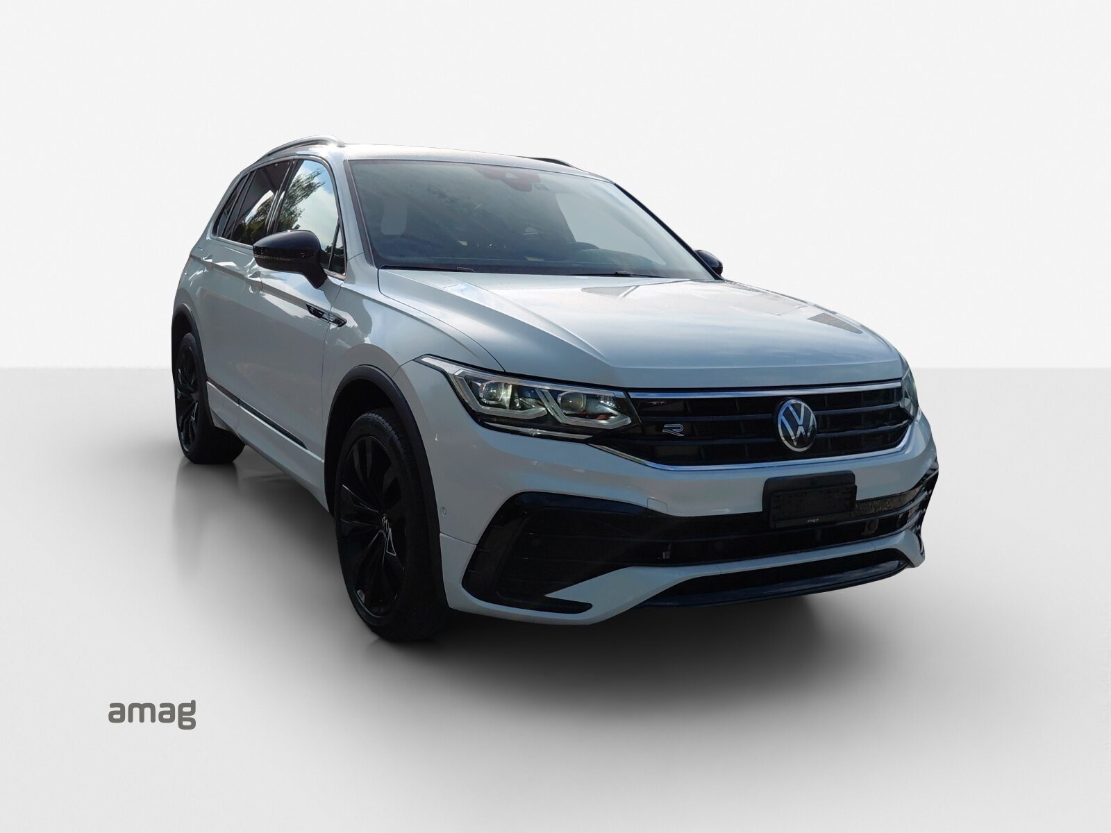 VW Tiguan R-Line, Petrol, Second hand / Used, Automatic - 6