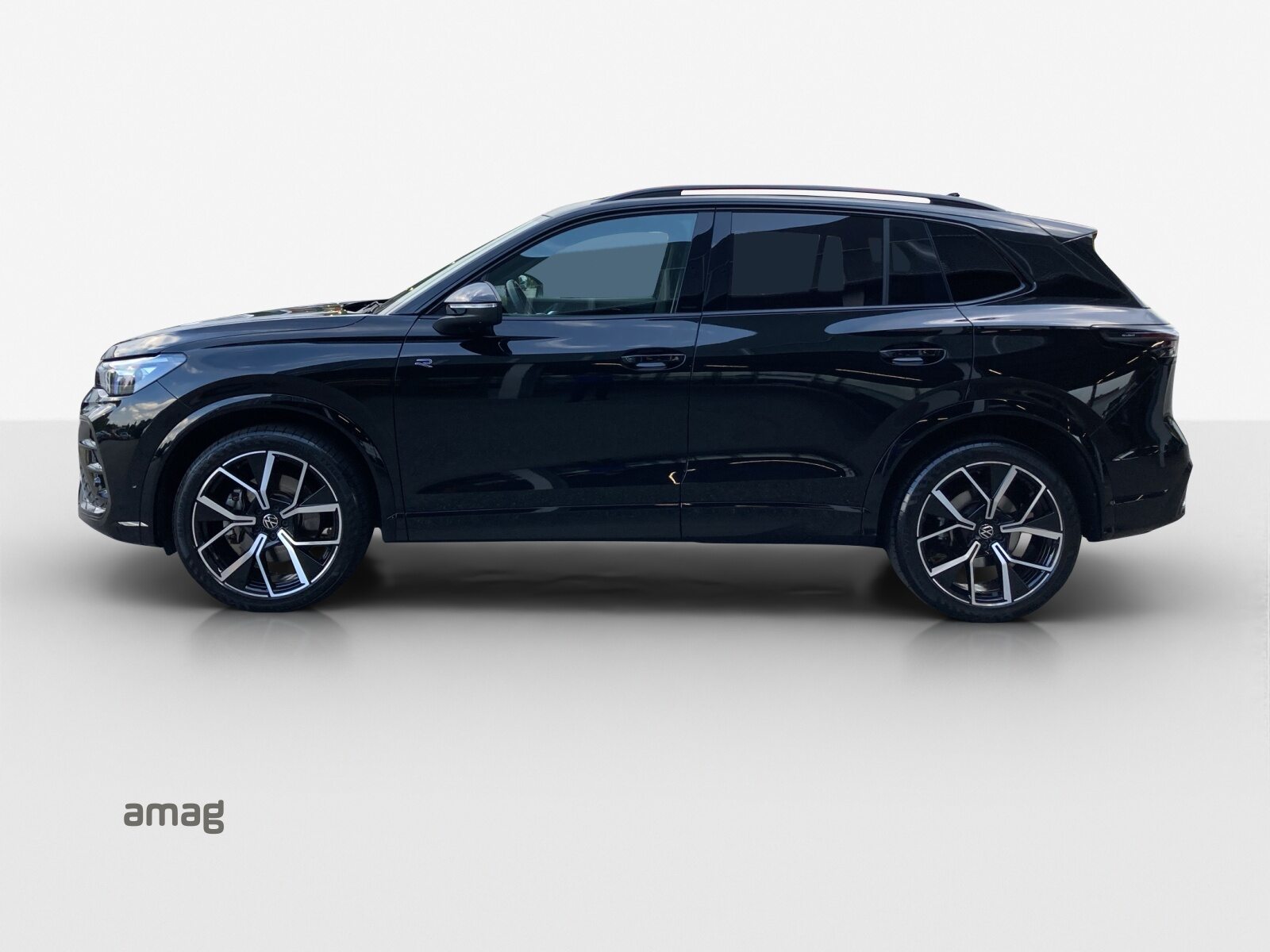 VW Tiguan R-Line, Benzina, Occasioni / Usate, Automatico - 2