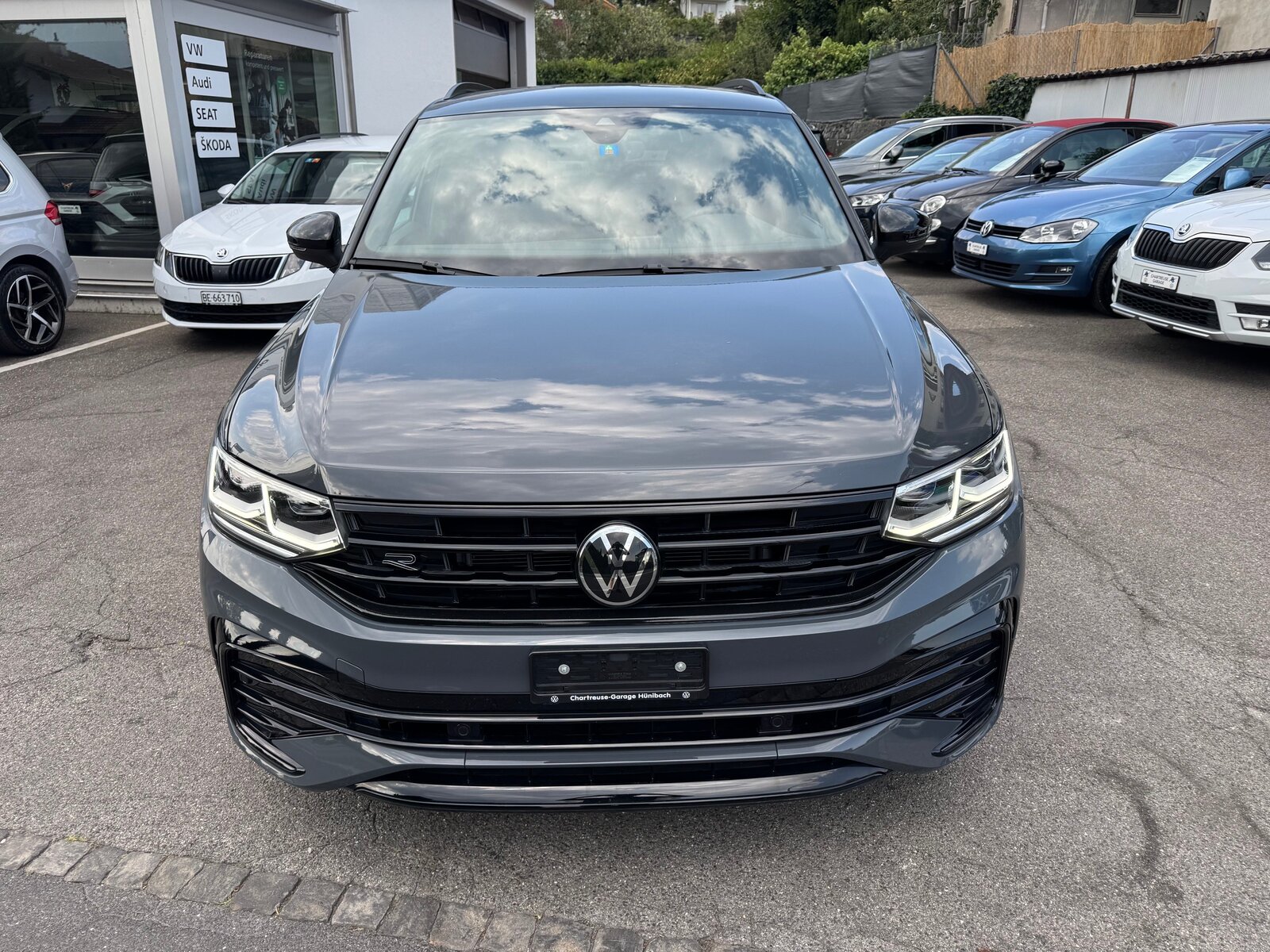 VW Tiguan 2.0TSI R-Line 4Motion DSG, Benzin, Occasion / Gebraucht, Automatik - 3