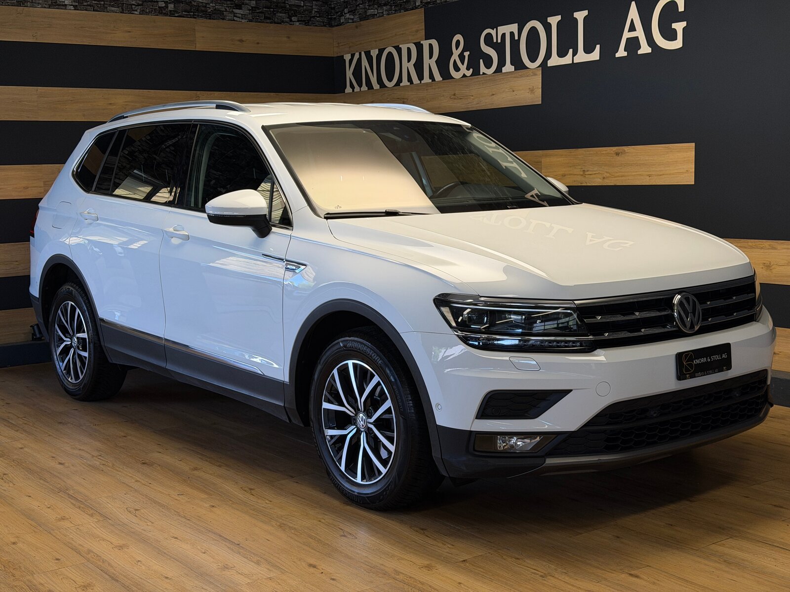 VW Tiguan Allspace 2.0 TDI SCR Comfortline 4MotionDSG, Diesel, Occasion / Gebraucht, Automatik - 2